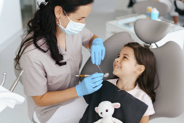 Best Emergency Dentist for Knocked-Out Tooth in Centuria, WI